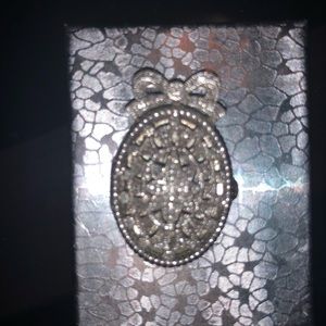Amazing White Gold Lockett Pendant